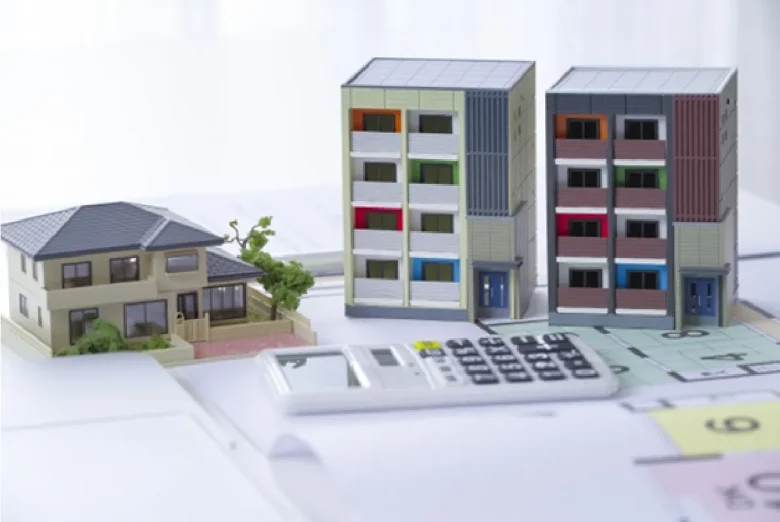 住宅建築や不動産購入を検討するイメージ